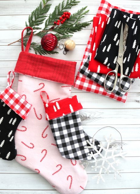 Super simple lined stocking pattern and sewing tutorial by Amy Smart