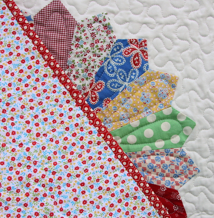 Vintage-inspired Dresden Plate quilt finish - Diary of a Quilter - a quilt blog vintage-inspired-dresden-plate-quilt-finish-diary-of-a-quilter-a-quilt-blog