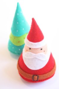 Christmas Jodi Ric Rac free Santa pattern