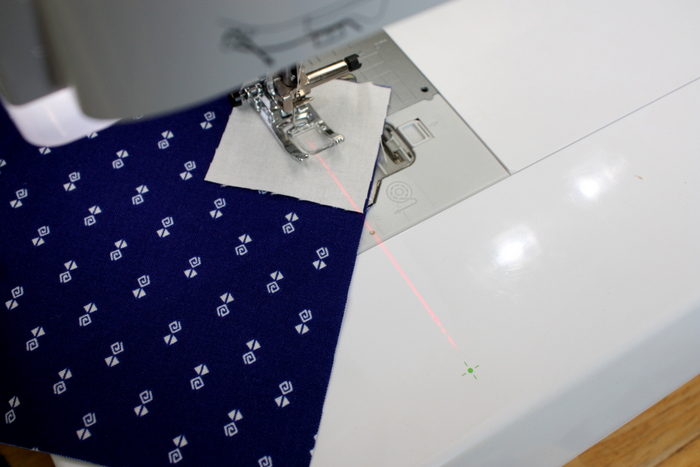 Laser beam sewing guide Babylock