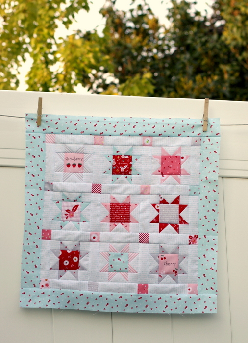 Sweet Orchard Mini Quilt-001