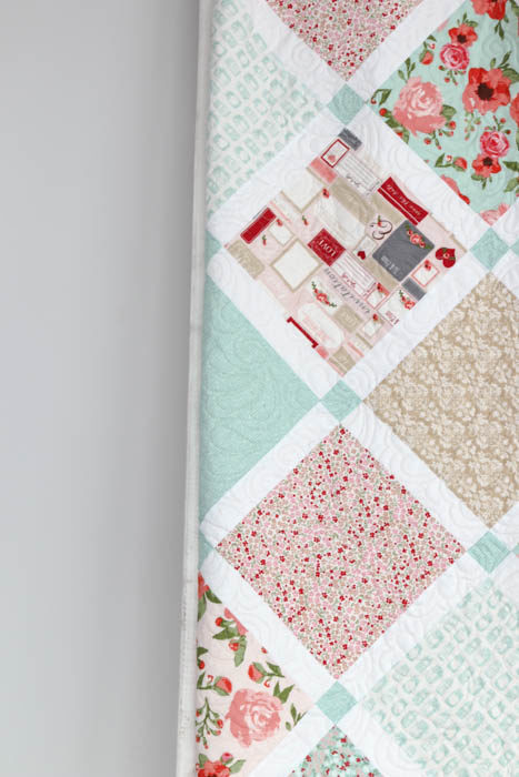 Lattice Quilt Pattern Shabby Chic