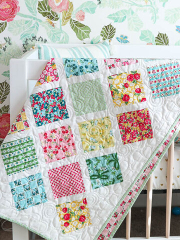 Lattice Baby Quilt Tutorial featured by top US quilt blog, Diary of a Quilter