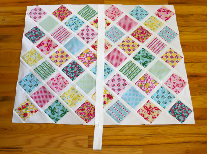 Lattice Baby Quilt Tutorial featured by top US quilt blog, Diary of a Quilter