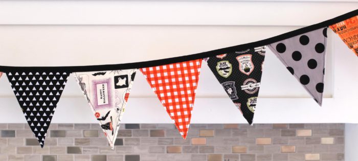 Last minute DIY Halloween fabric bunting tutorial