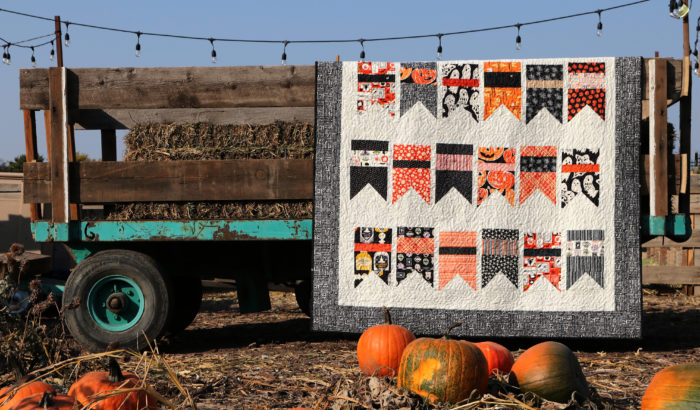 Halloween bunting quilt - made with Amy Smart's Summer Bunting quilt pattern - Diary of a Quilter