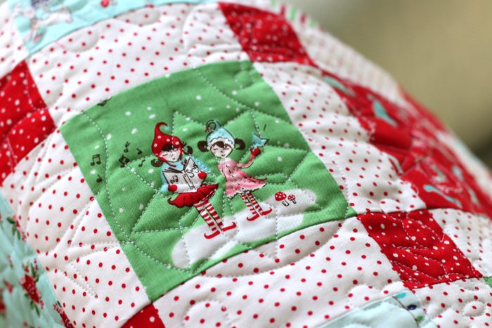 Fussy-Cut quilt. Favorite Christmas Quilts featured by top US quilting blog, Diary of a Quilter