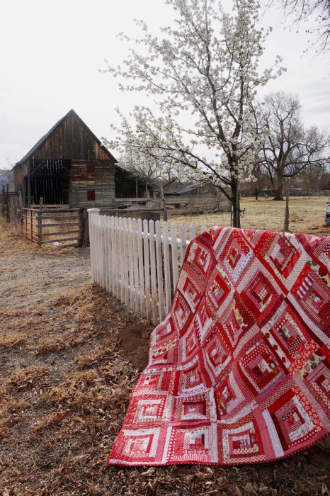 Scrap-friendly Red Log Cabin Modern Quilt