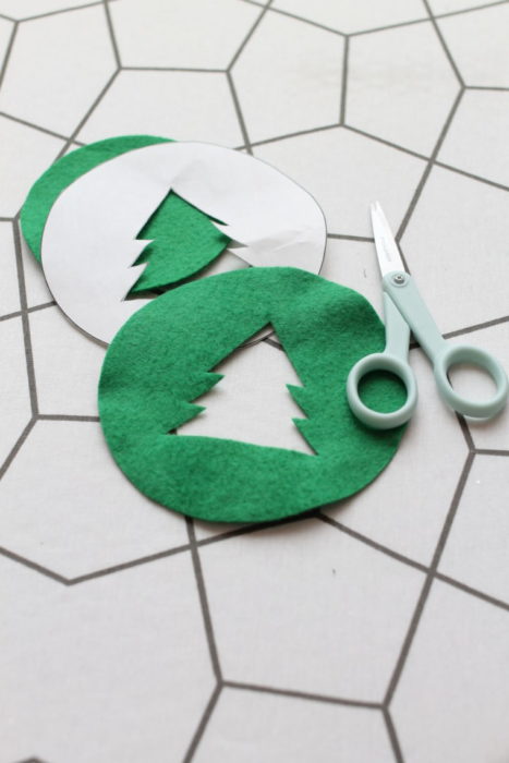 Felt Tree Ornament Tutorial by guest Stephanie of Swoodson Says by popular quilting blog, Diary of a Quilter: image of the cut out tree inset.