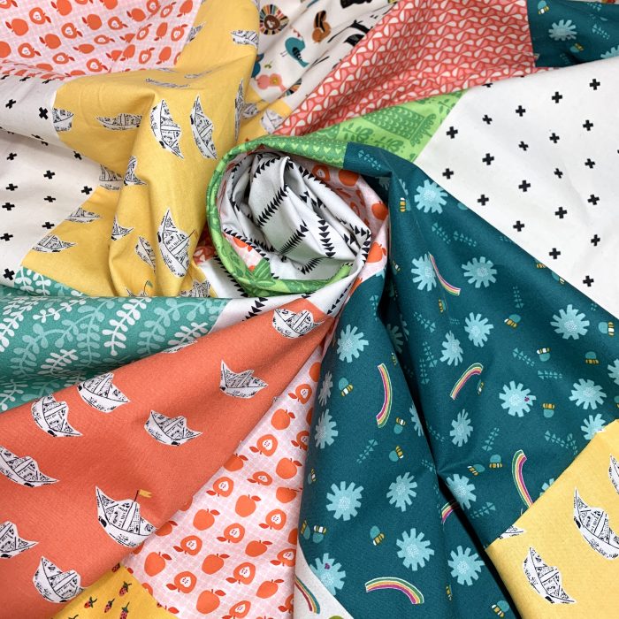 Fast & Easy Fat Quarter Quilt by popular Utah quilting blog, Diary of a quilter: image of a fat quarter quilt.