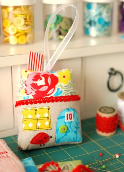 Handmade Christmas Ornament Ideas by popular Utah quilting blog, Diary of a Quilter: image of a mini quilt block ornament. 