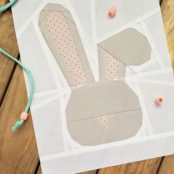 Foundation Paper Pieced bunny quilt block