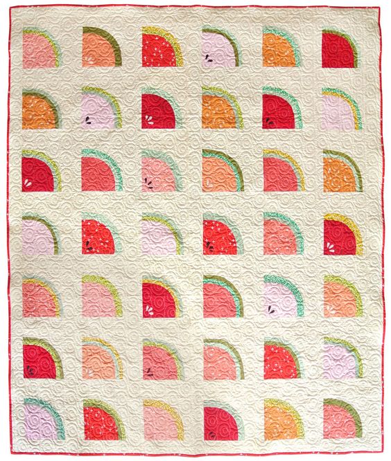 Ideas for summer-themed sewing projects: Free Watermelon quilt pattern by Suzy Quilts