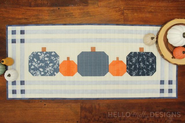 Free Fall Table Runner Tutorial from Hello Melly