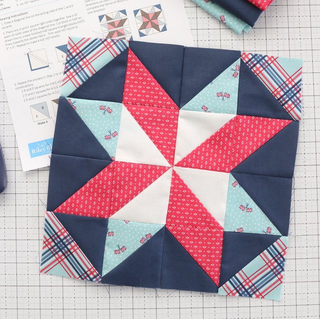 Free Quilt Block pattern - Windmill