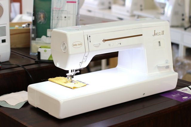 How to Choose a Sewing Machine for Quilting, tips featured by top US quilting blogger, Diary of a Quilter