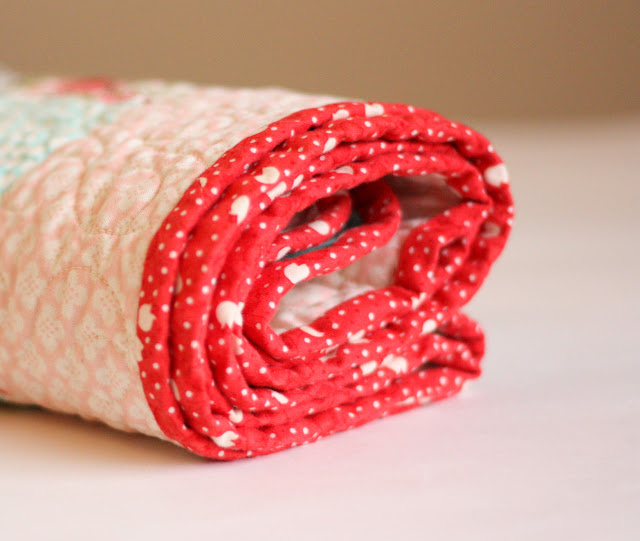 How to Finish a Quilt and Bind It, a tutorial featured by top US quilting blog, Diary of a Quilter