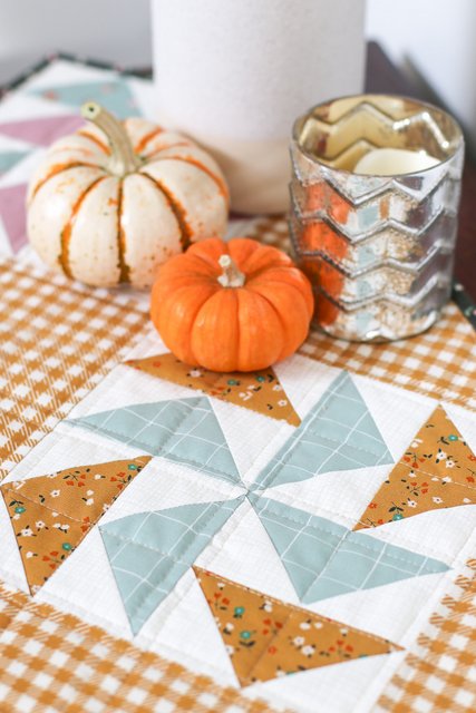 Dutchman's Puzzle free quilt block and table runner tutorial