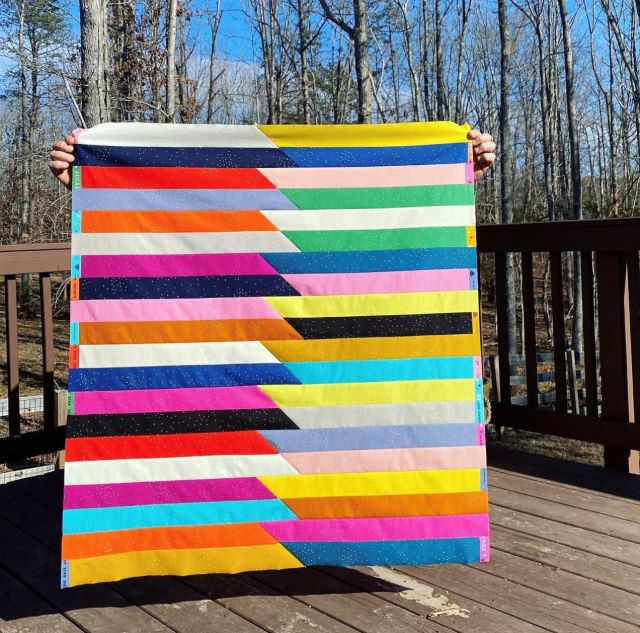 Free Modern Quilt Pattern by Plains and Pines