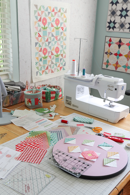 How to Cut Fabric in a Small Space with a Small Mat! Cut Accurately with  these Easy Tips! 