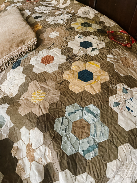 Antique Hexagon Quilt - Traditional English Paper Piecing