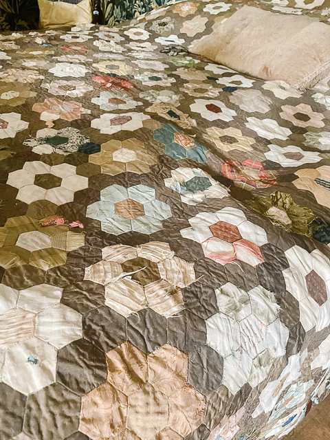 Antique Hexagon Quilt - Traditional English Paper Piecing