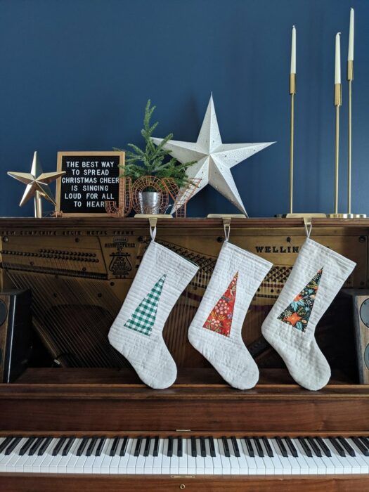 Modern minimalist stocking tutorial from Juniperus Thread Works