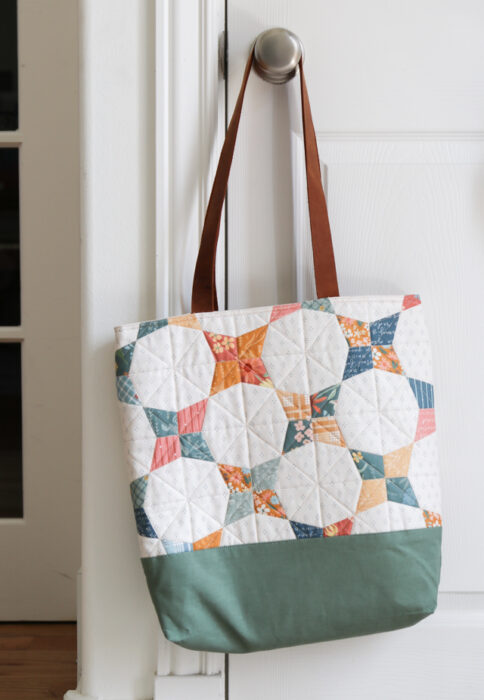 Quilted tote bag with cheater print + Wool and Wax Tote Bag Pattern