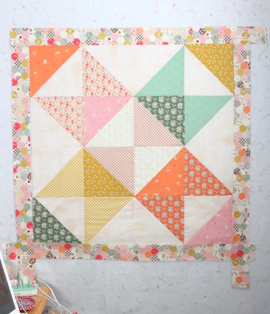 Bloomberry baby quilt in progress