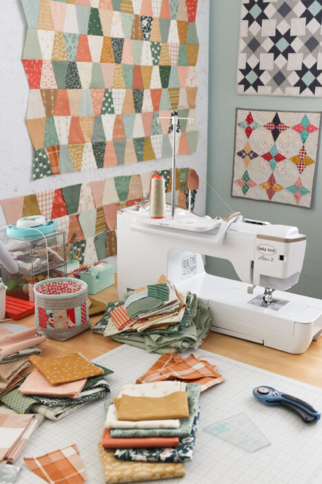 Tutorial: How to make a scrappy Tumbler Patchwork Quilt sponsored by Baby Lock Sewing Machines
