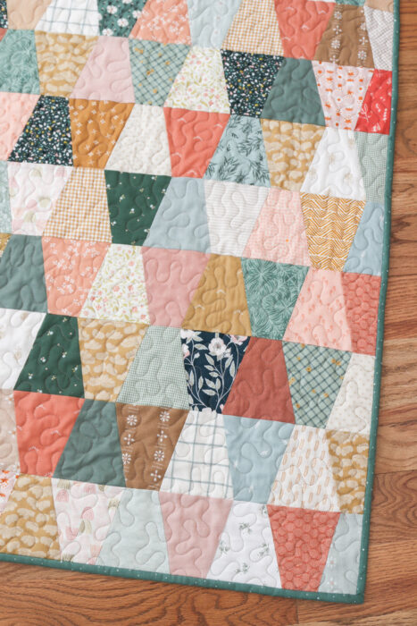 Tutorial: How to make a scrappy Tumbler Patchwork Quilt