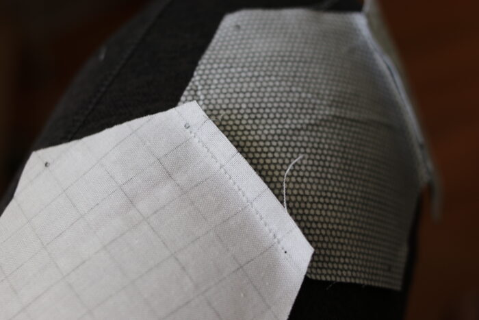 How to machine piece inset Y-seams