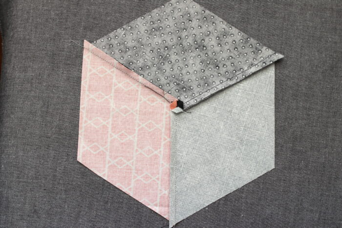 Tumbling Block Methods Advanced Piecing: Tumbling Block Quilt Tutorial - Diary of a Quilter ...