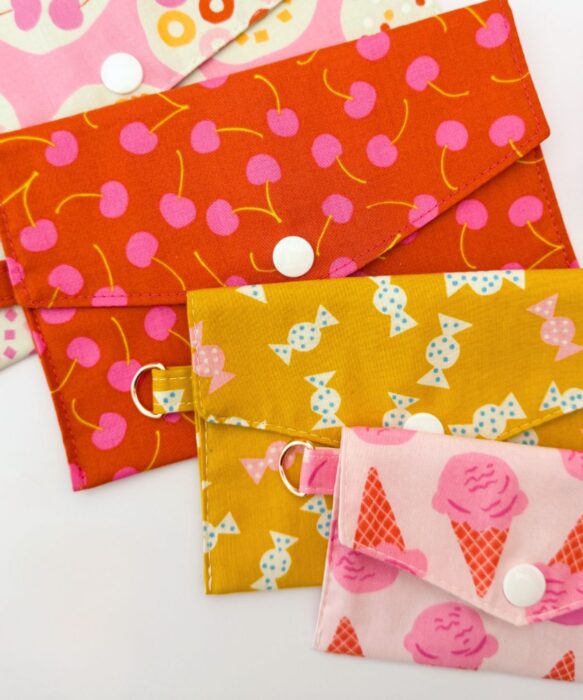 16 Easy Gifts to Sew in an afternoon: Snap Pouch tutorial from Stacey Lee Creative